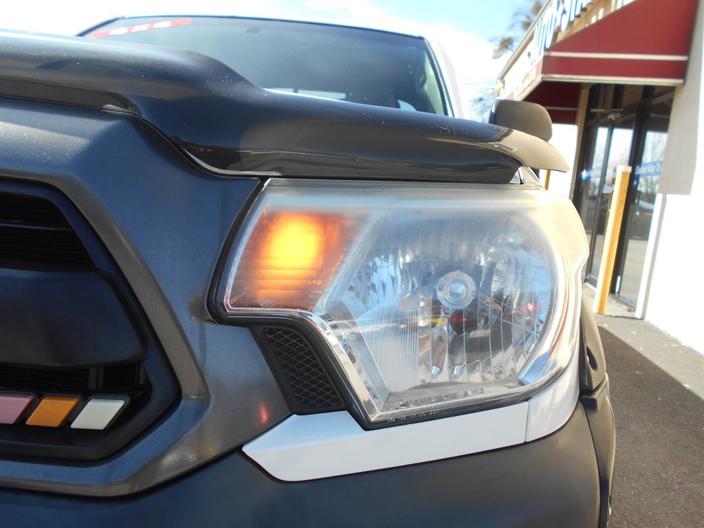 2014 Toyota Tacoma - $15,995