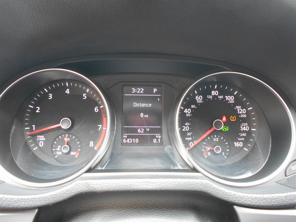2018 Volkswagen Passat R-Line photo