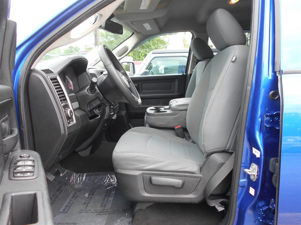 2018 RAM 1500 Tradesman photo