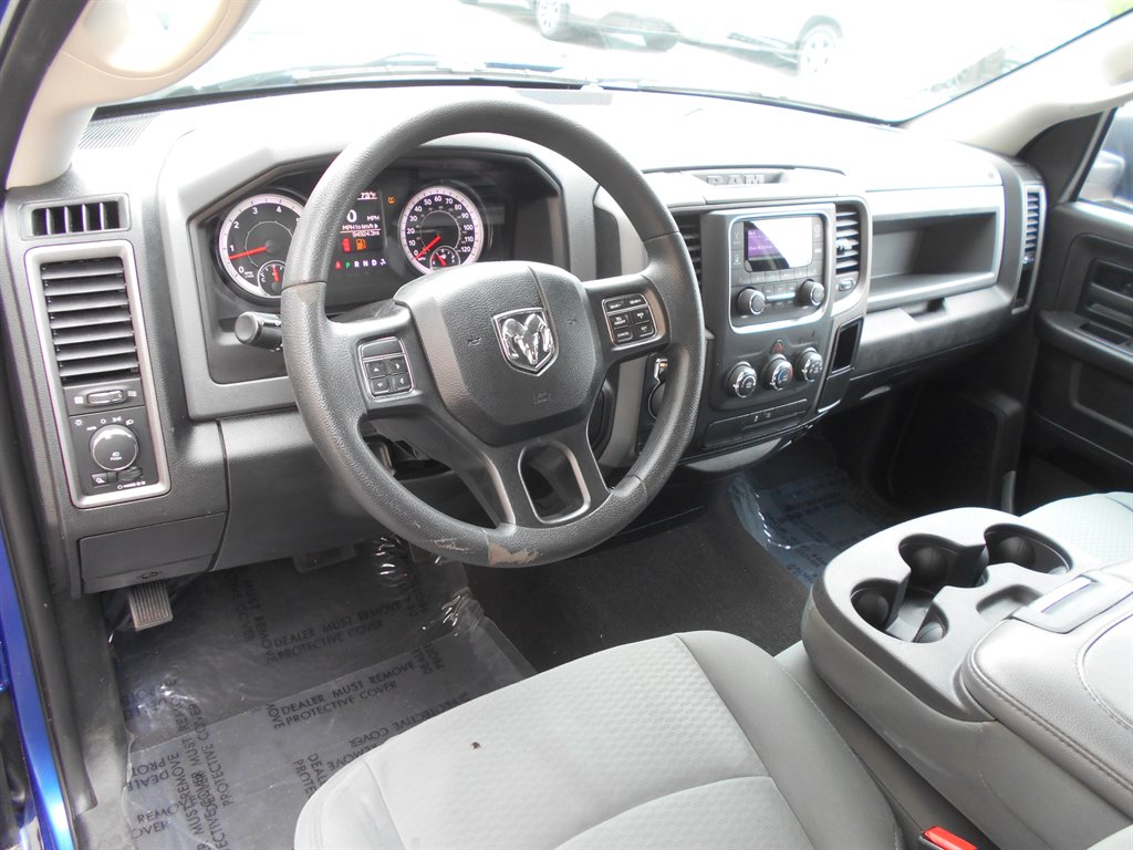 2018 RAM 1500 Tradesman photo