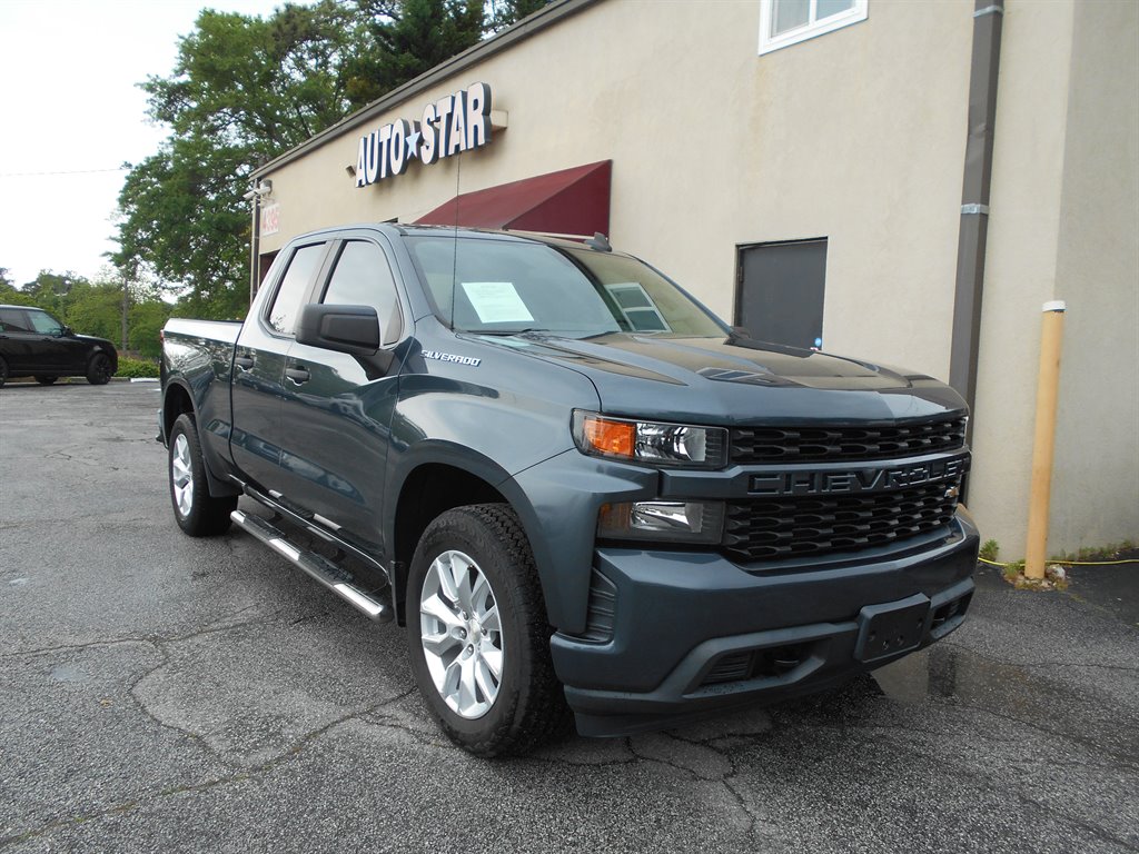 2019 Chevrolet Silverado 1500 Custom photo