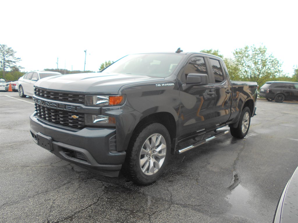 2019 Chevrolet Silverado 1500 Custom photo