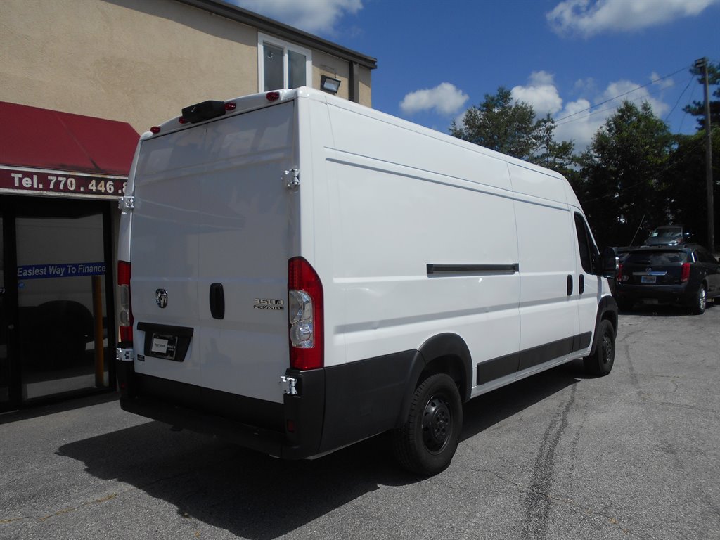 2023 Ram 3500 photo 2