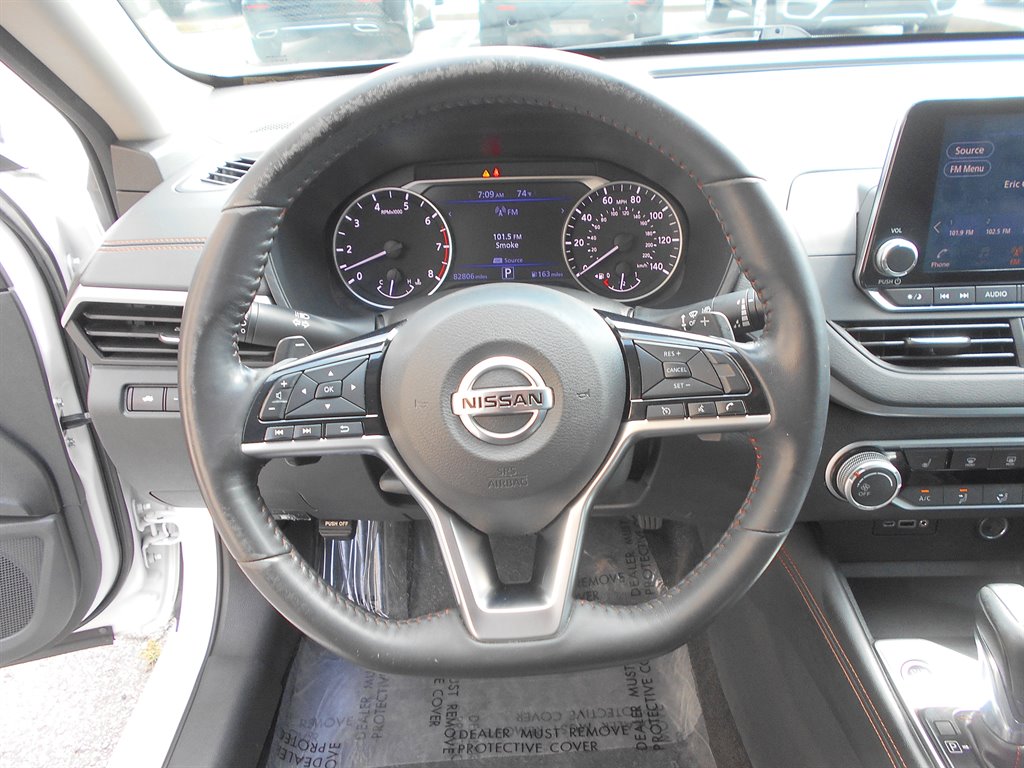 2019 Nissan Altima SR photo
