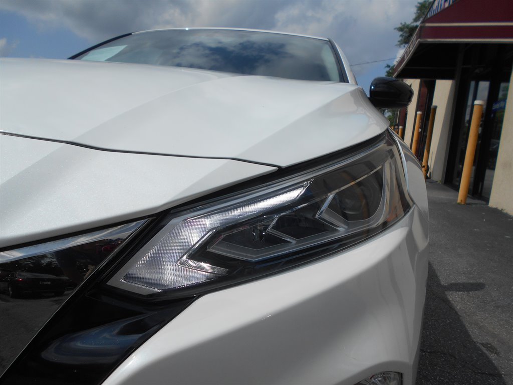 2019 Nissan Altima SR photo