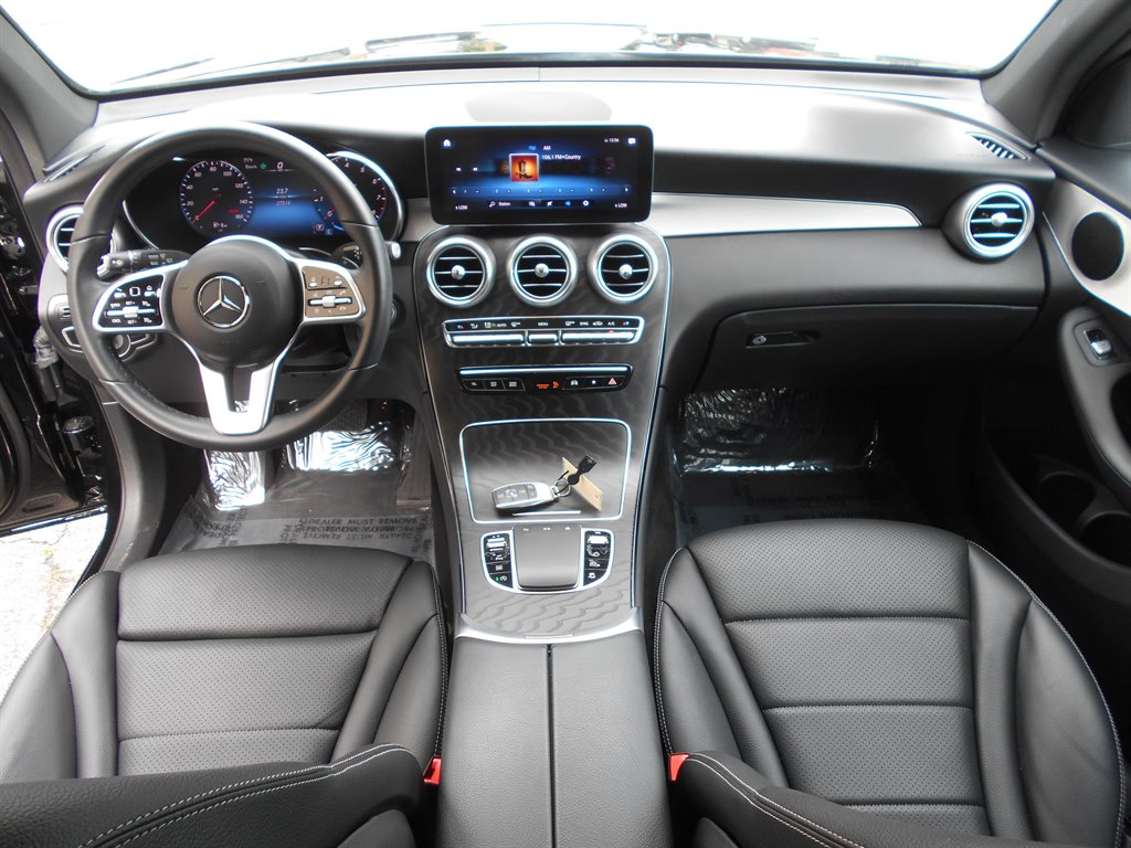 2022 Mercedes-Benz GLC GLC300 photo