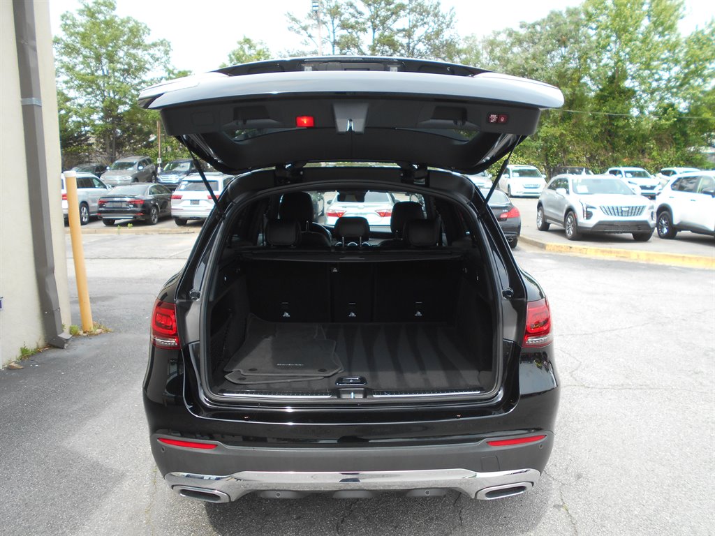 2022 Mercedes-Benz GLC GLC300 photo