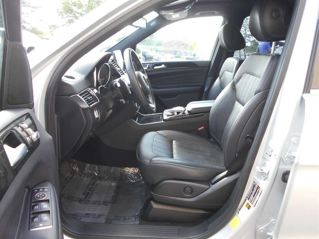 2017 Mercedes-Benz GLS GLS450 photo