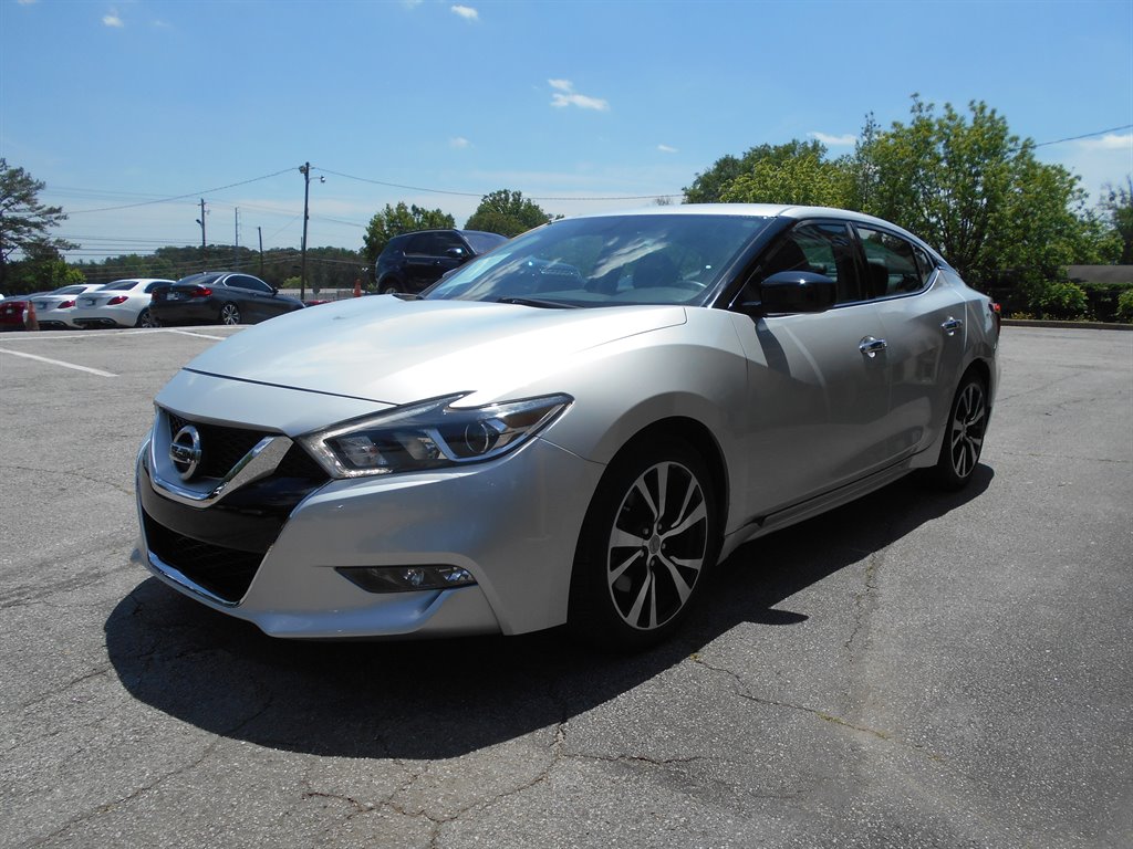 2017 Nissan Maxima Platinum photo