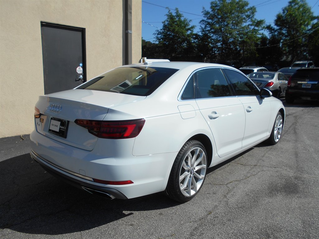 2019 Audi A4 Premium photo