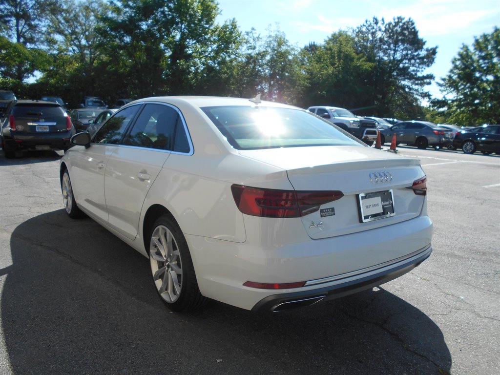 2019 Audi A4 Premium photo
