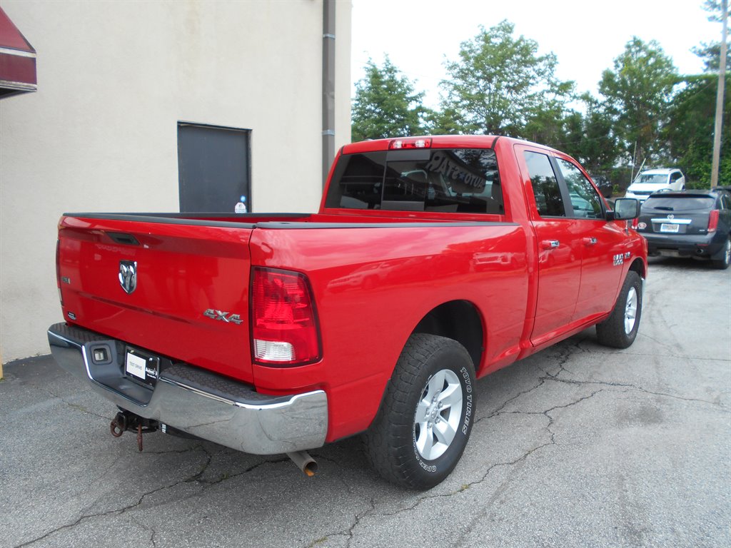 2016 RAM 1500 SLT photo