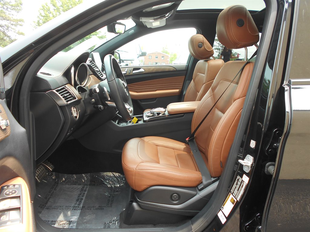 2016 Mercedes-Benz GLE AMG GLE450 photo