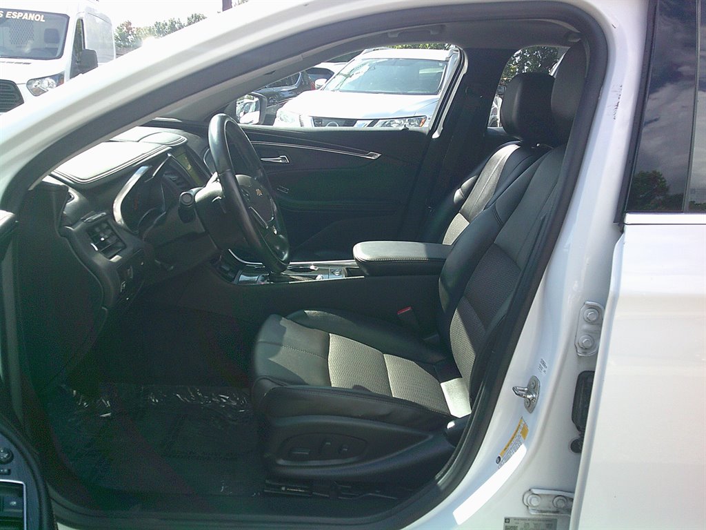 2019 Chevrolet Impala - $18,995