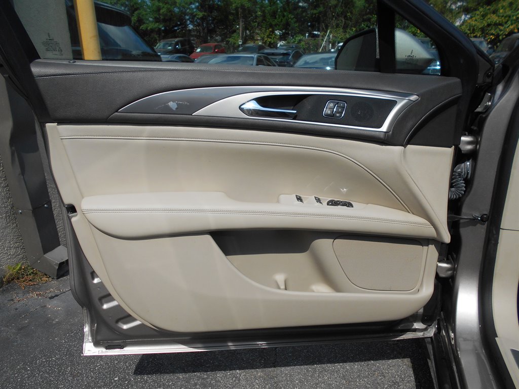 2019 Lincoln MKZ - $17,995