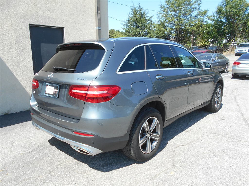 2018 Mercedes-Benz GLC - $19,995