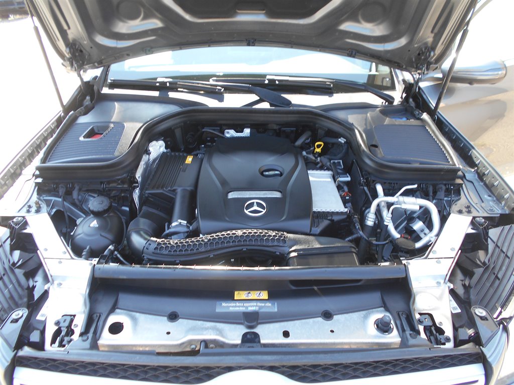 2018 Mercedes-Benz GLC - $19,995