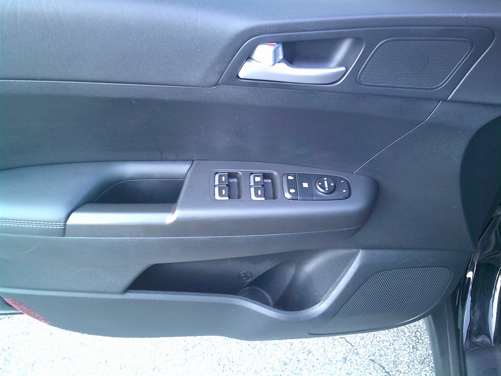 2021 Kia Sportage - $15,995