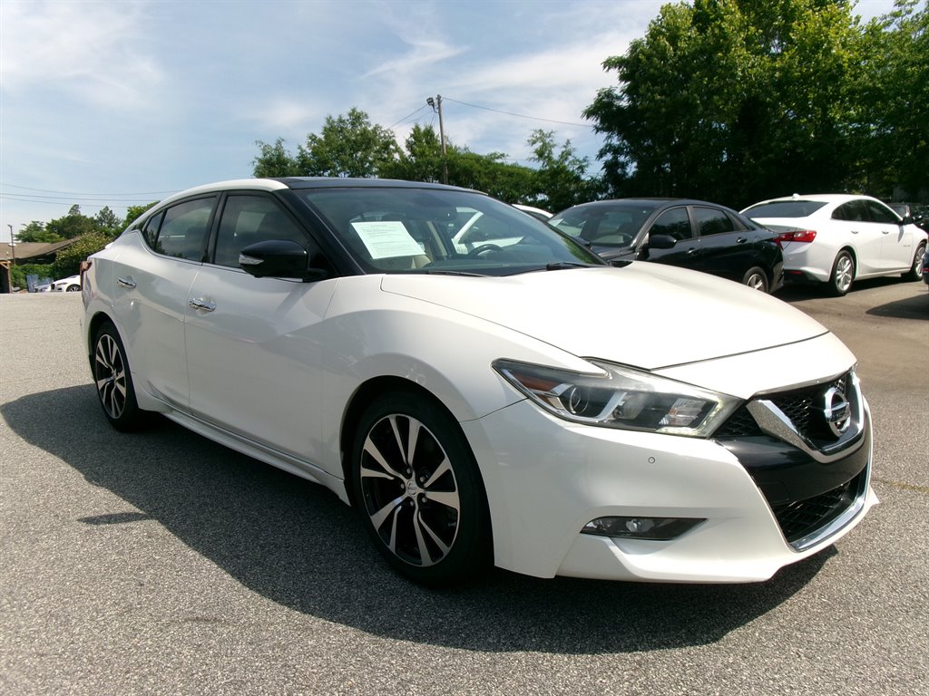 2018 Nissan Maxima - $24,995