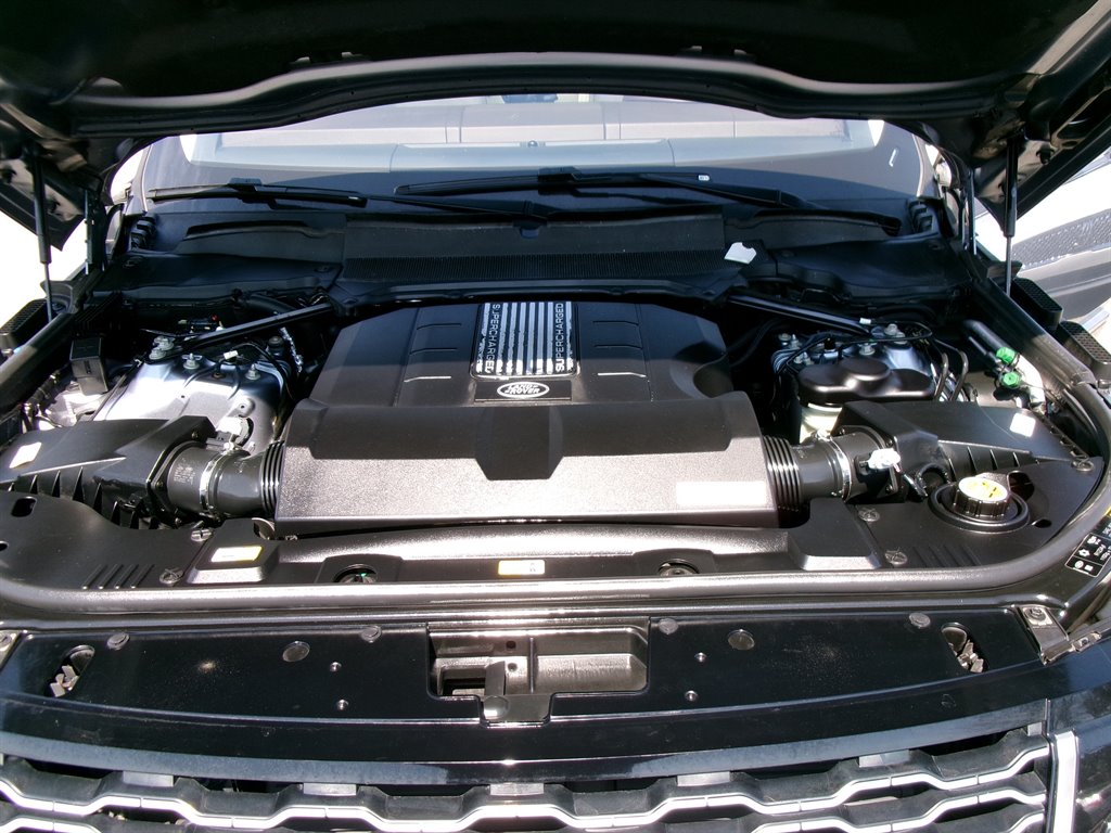 2020 Land Rover Range Rover - $41,995