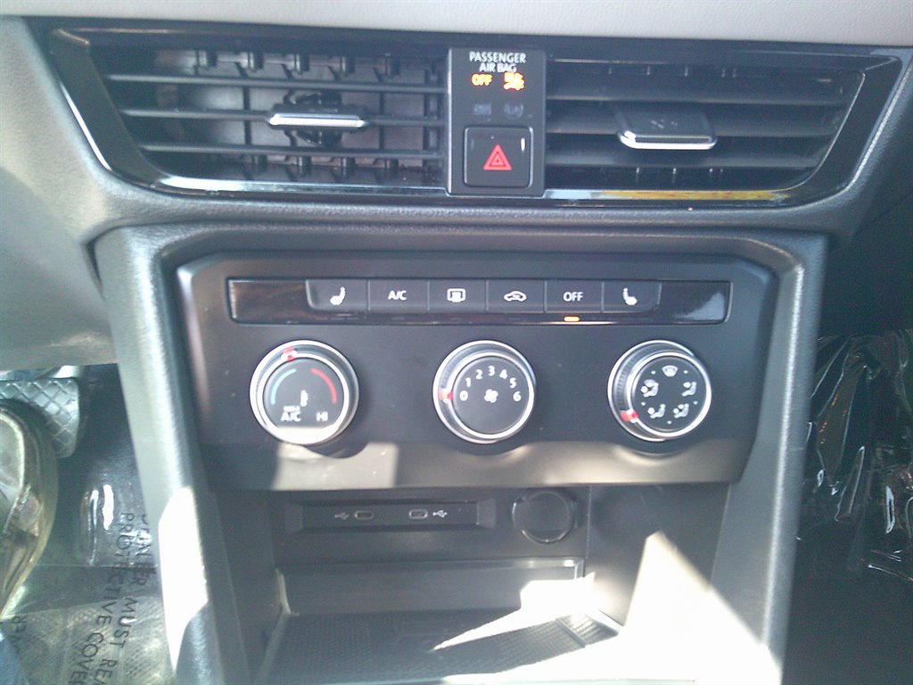 2022 Volkswagen Taos - $17,995