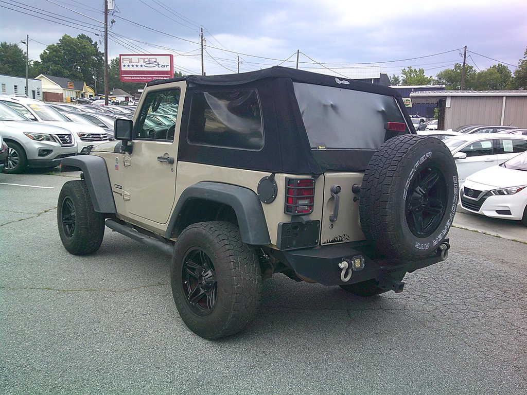 2018 Jeep Wrangler - $18,495