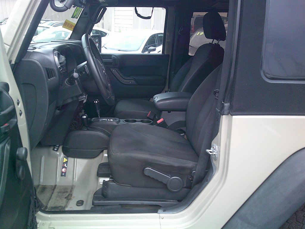 2018 Jeep Wrangler - $18,495