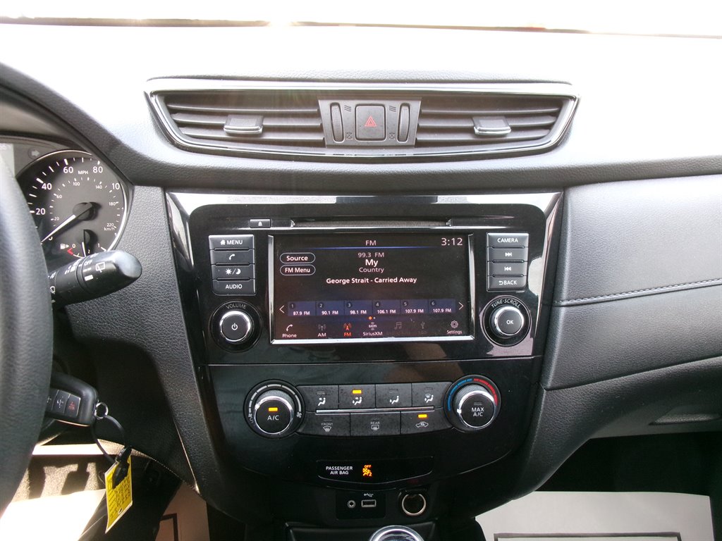2019 Nissan Rogue - $18,995