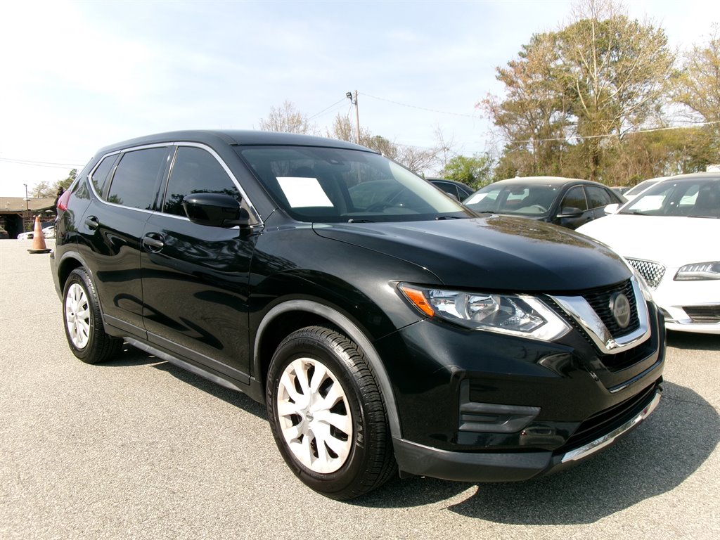 2019 Nissan Rogue - $18,995