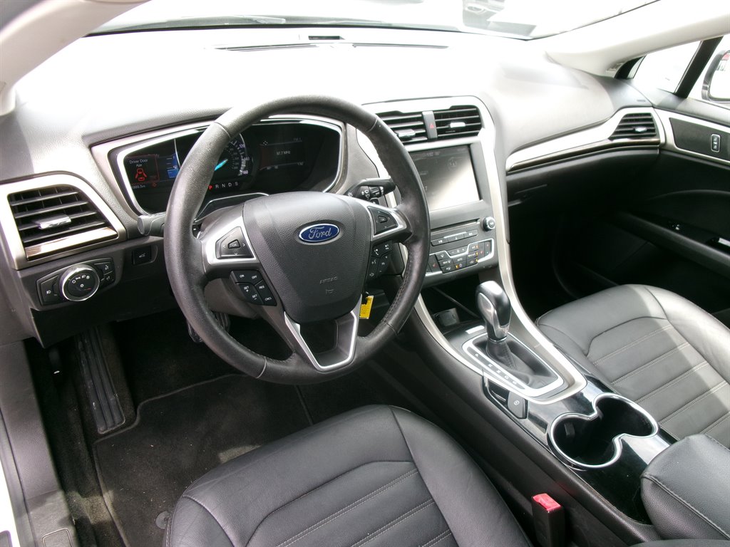 2016 Ford Fusion - $14,995