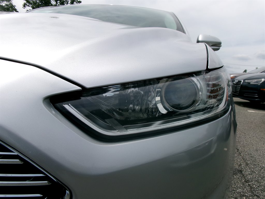 2016 Ford Fusion - $14,995