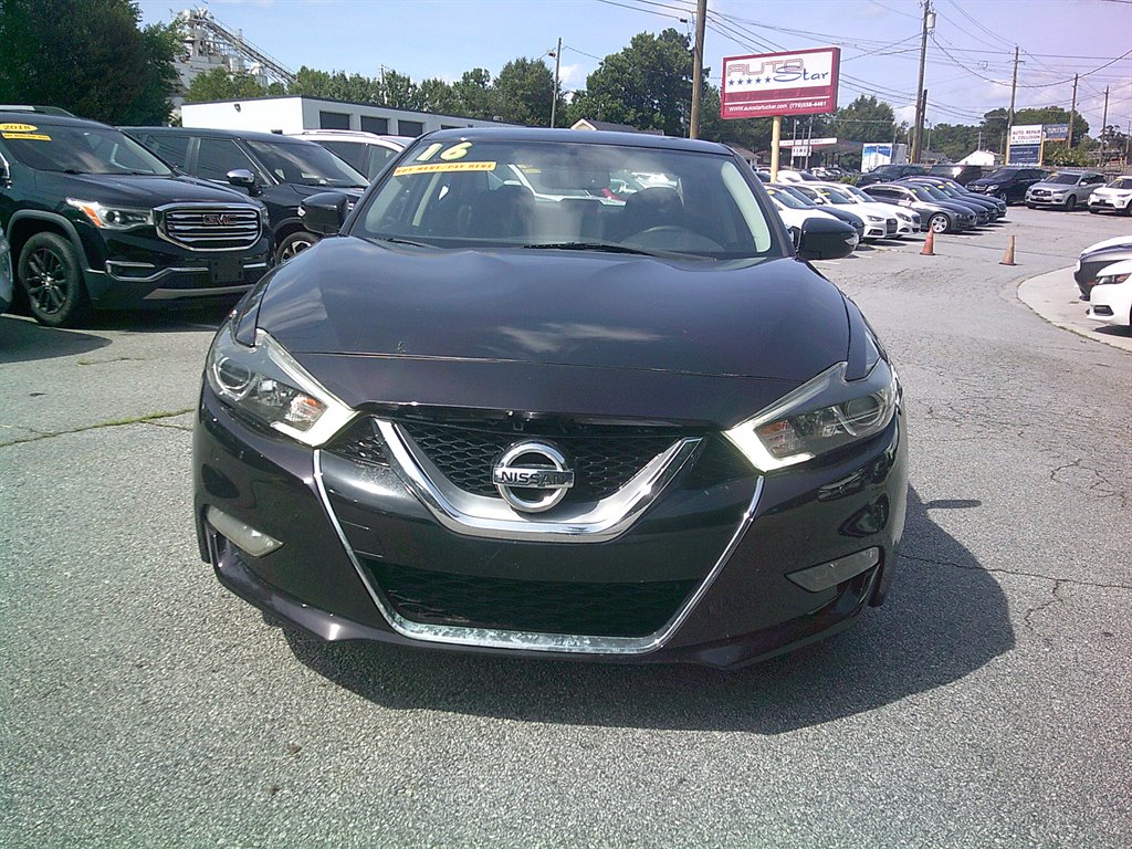 2016 Nissan Maxima - $16,995