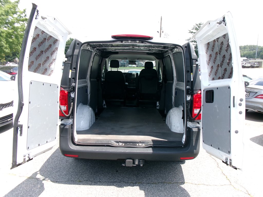 2022 Mercedes-Benz Metris - $26,995