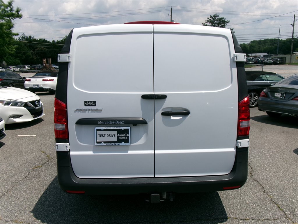 2022 Mercedes-Benz Metris - $26,995