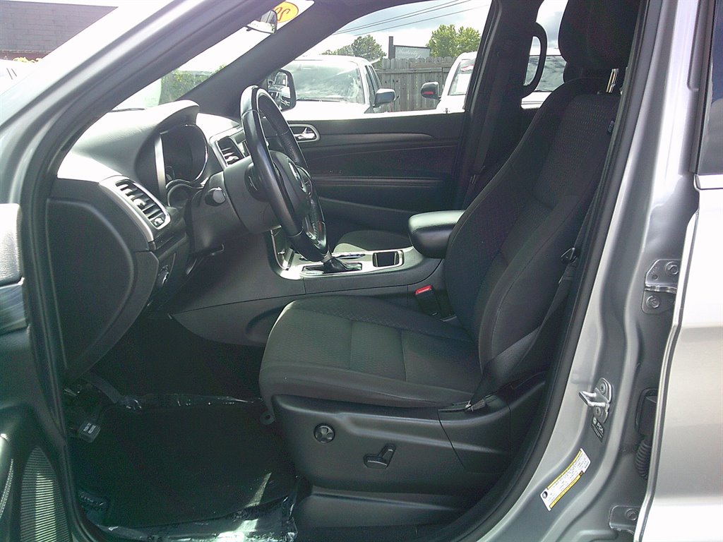 2021 Jeep Cherokee - $18,995