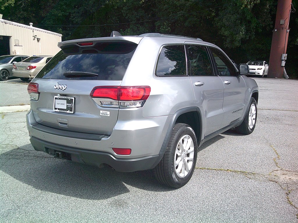 2021 Jeep Cherokee - $18,995