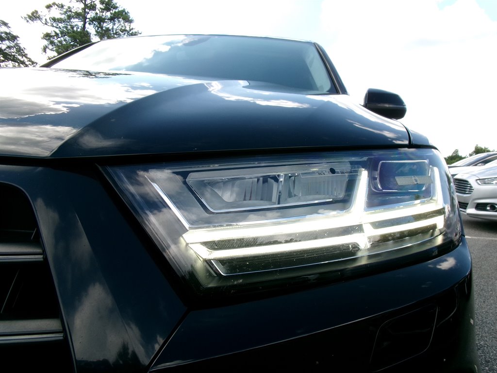 2018 Audi Q7 - $20,995