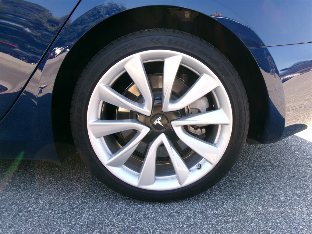 2018 Tesla Model 3 - $22,995