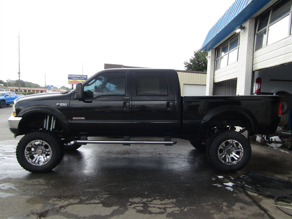 2004 Ford F-250 - $16,995