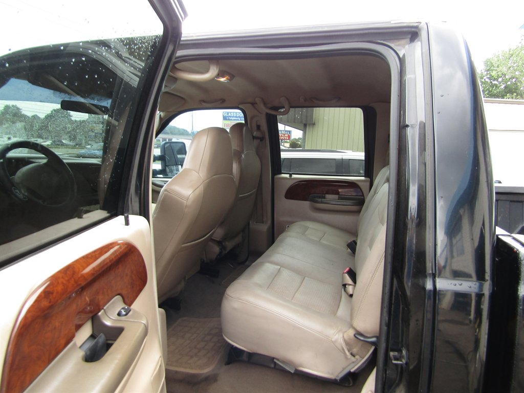 2004 Ford F-250 - $16,995