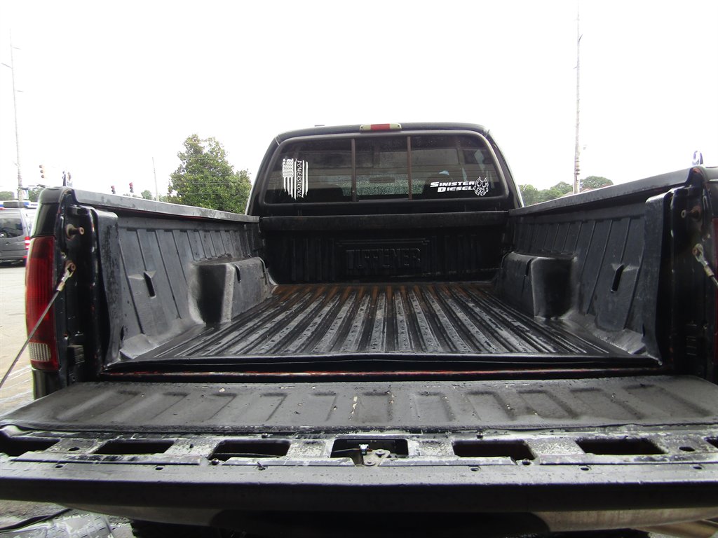 2004 Ford F-250 - $16,995