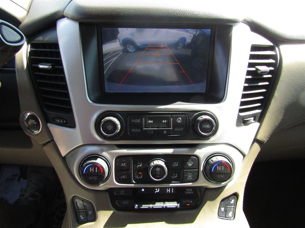 2015 GMC Yukon XL SLT 1500 photo