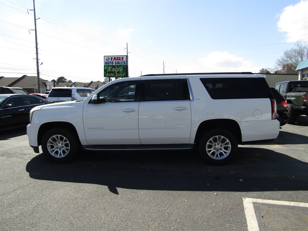 2015 GMC Yukon XL SLT 1500 photo