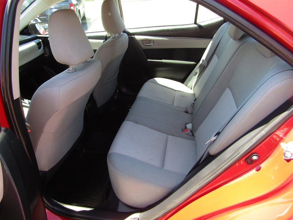 2014 Toyota Corolla L photo