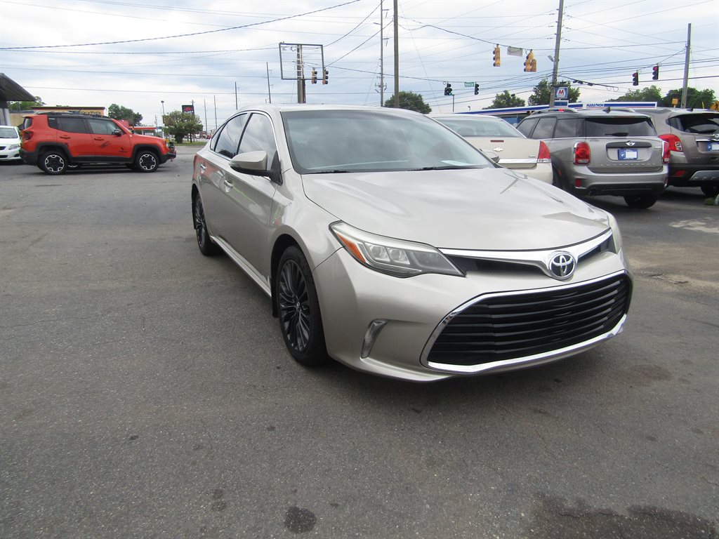 2016 Toyota Avalon - $13,995