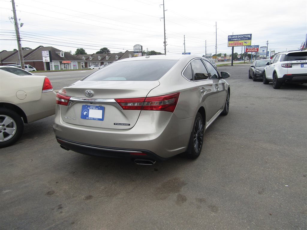 2016 Toyota Avalon - $13,995