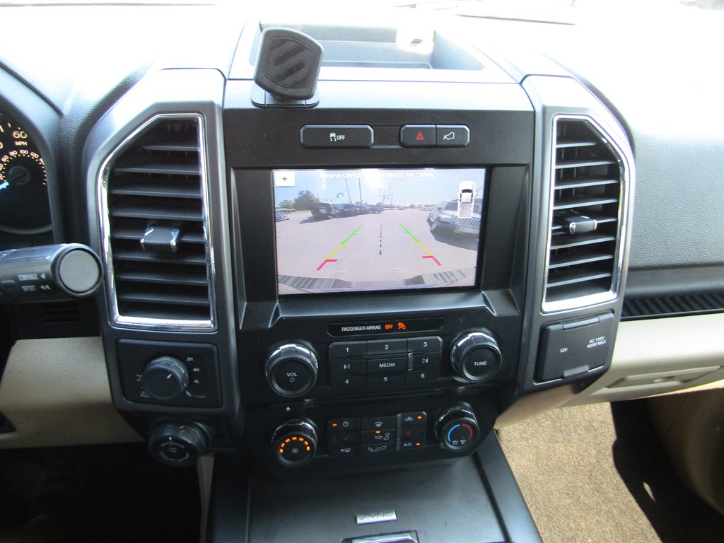 2016 Ford F-150 - $22,995