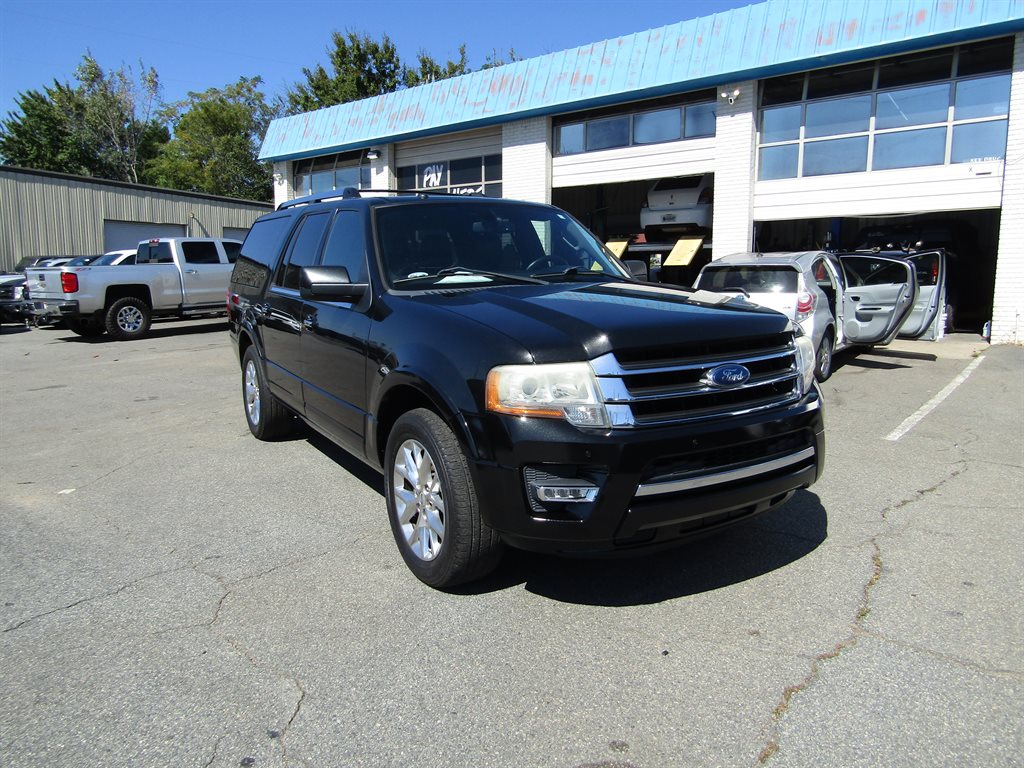 2015 Ford Expedition - $12,995