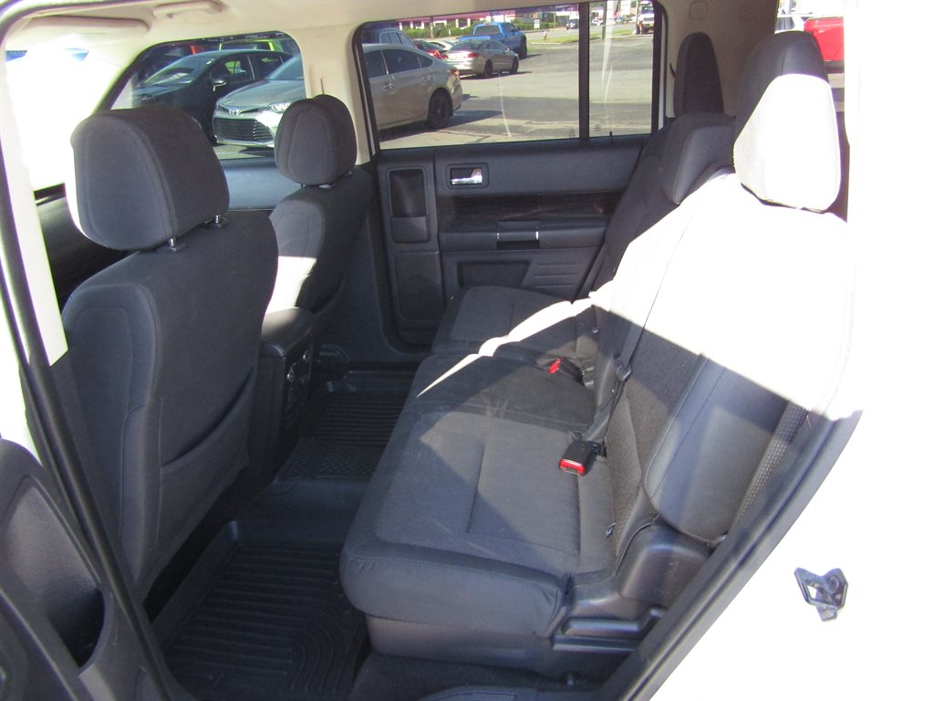 2013 Ford Flex - $7,995