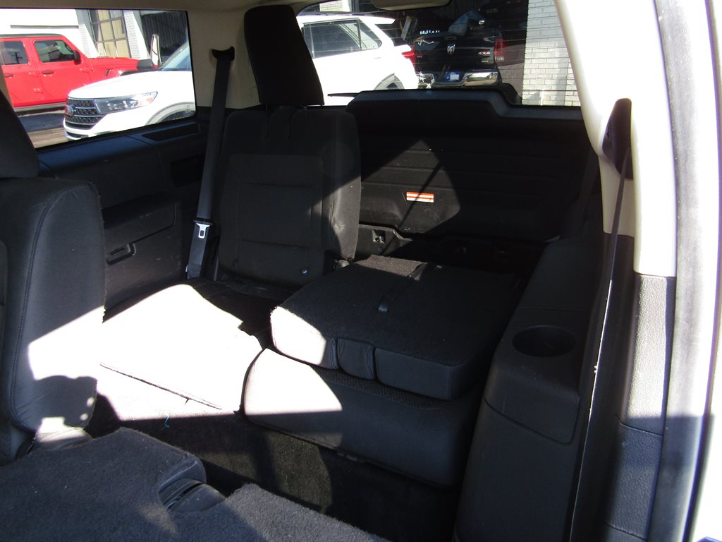 2013 Ford Flex - $7,995